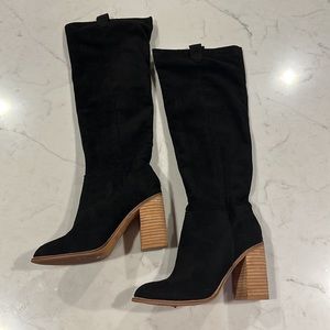 VICI knee high boots size 8.5